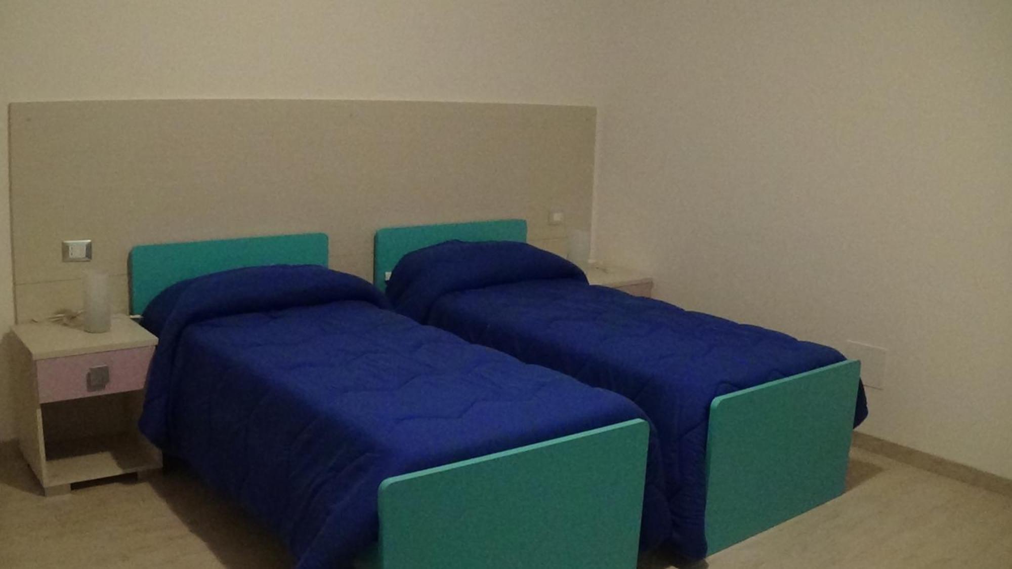 Quattro Stagioni Hotel Padula Ngoại thất bức ảnh