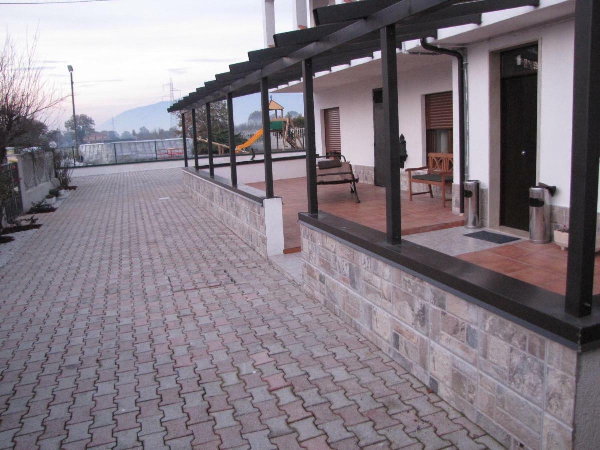 Quattro Stagioni Hotel Padula Ngoại thất bức ảnh